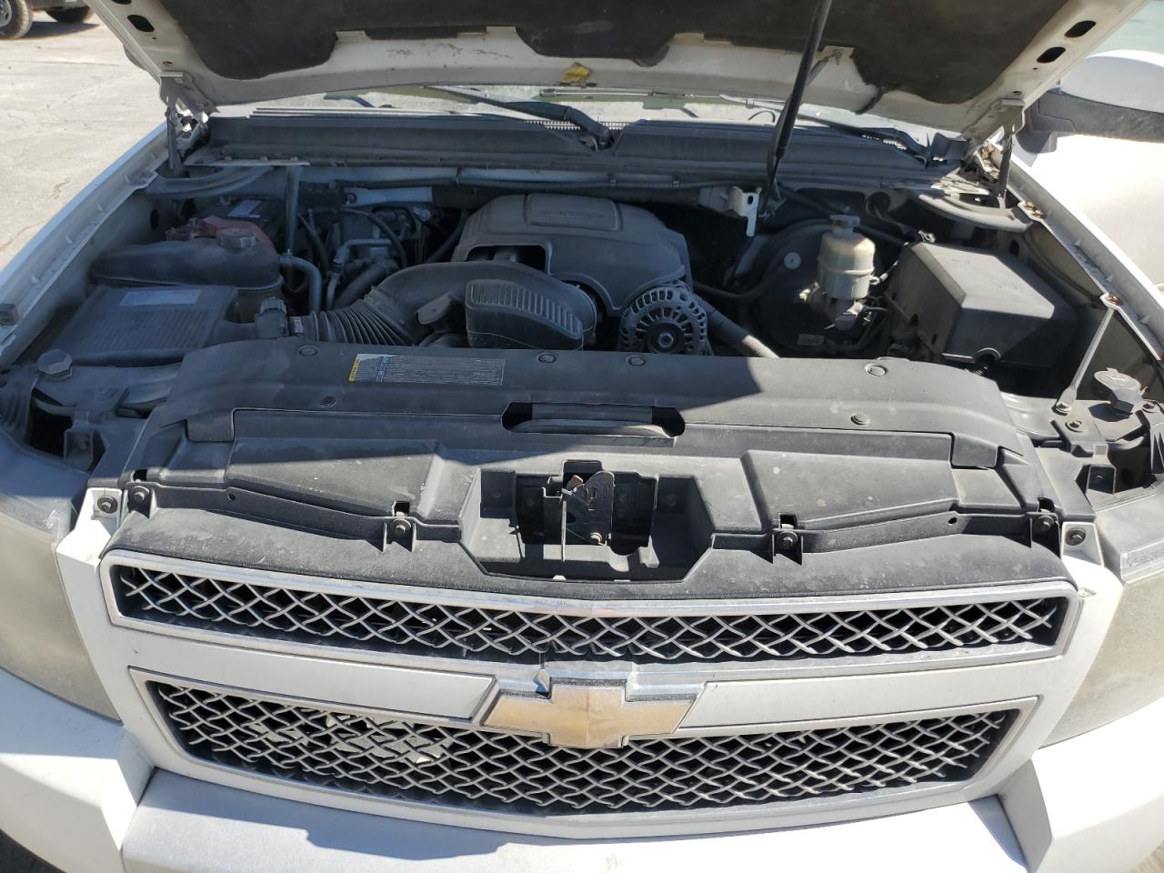 2009 Chevrolet Avalanche - Image 12
