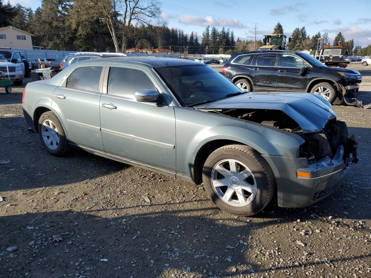 2005 Chrysler 300 - Image 4