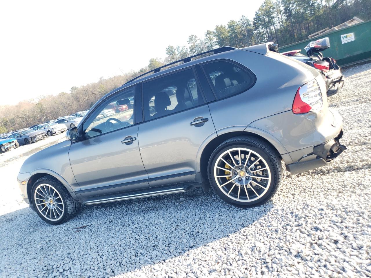 2009 Porsche Cayenne - Image 2