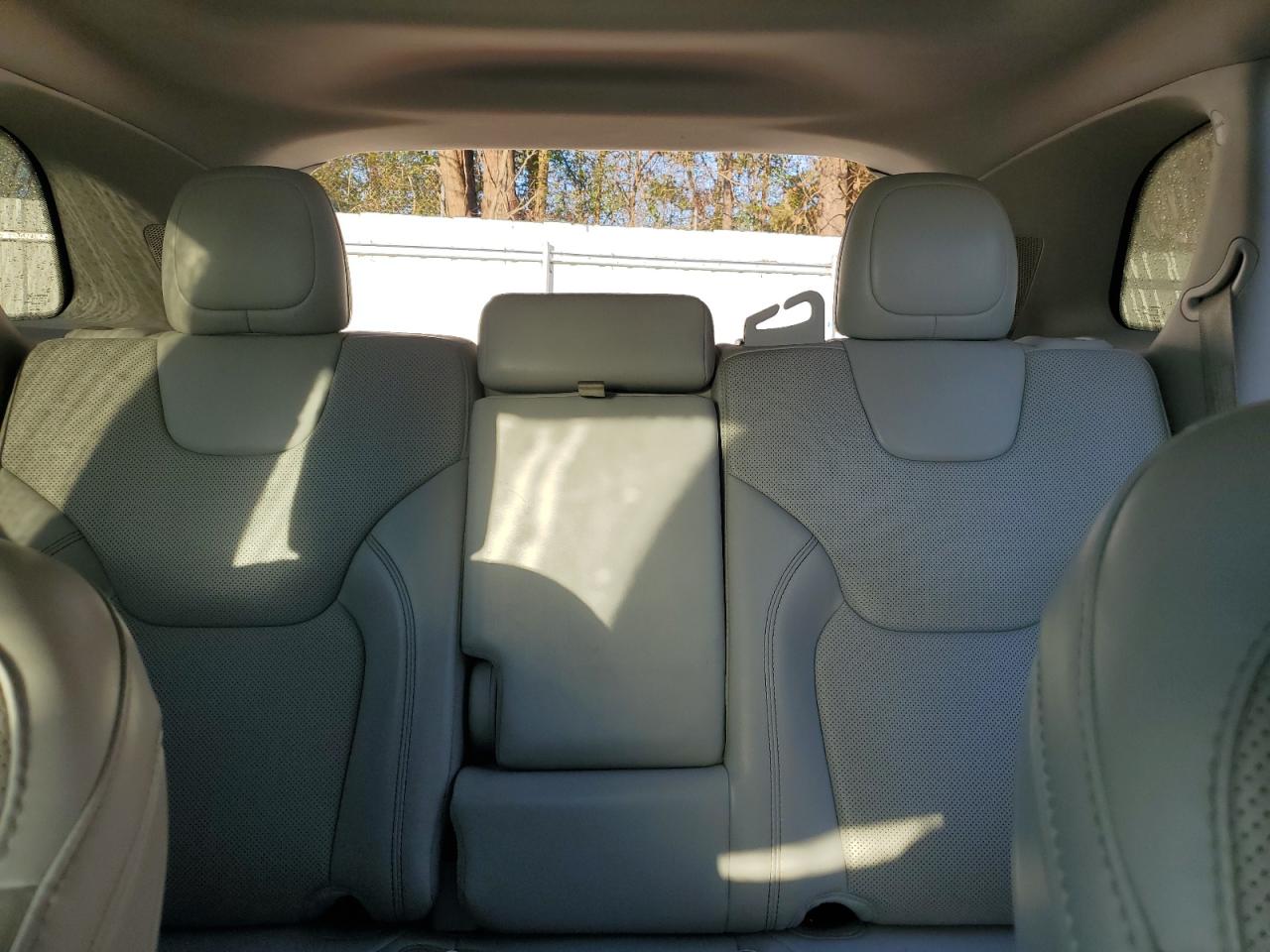 2020 Jeep Grand Cherokee - Image 10