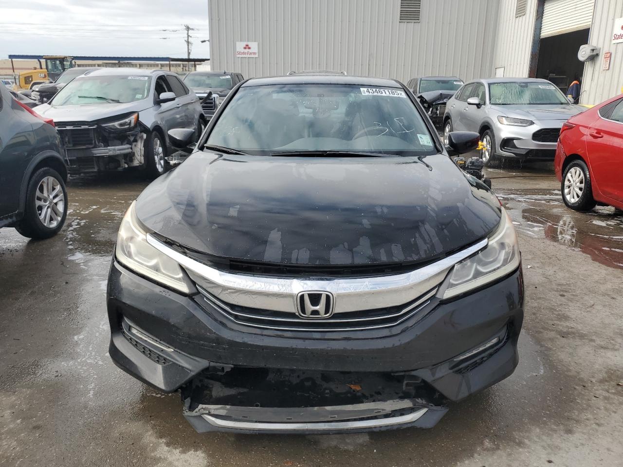 2016 Honda Accord - Image 5