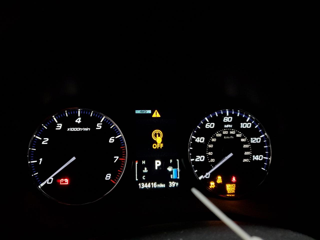 2014 Mitsubishi Outlander - Image 9
