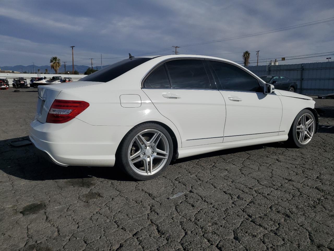 2013 Mercedes-Benz C-klasse - Image 3