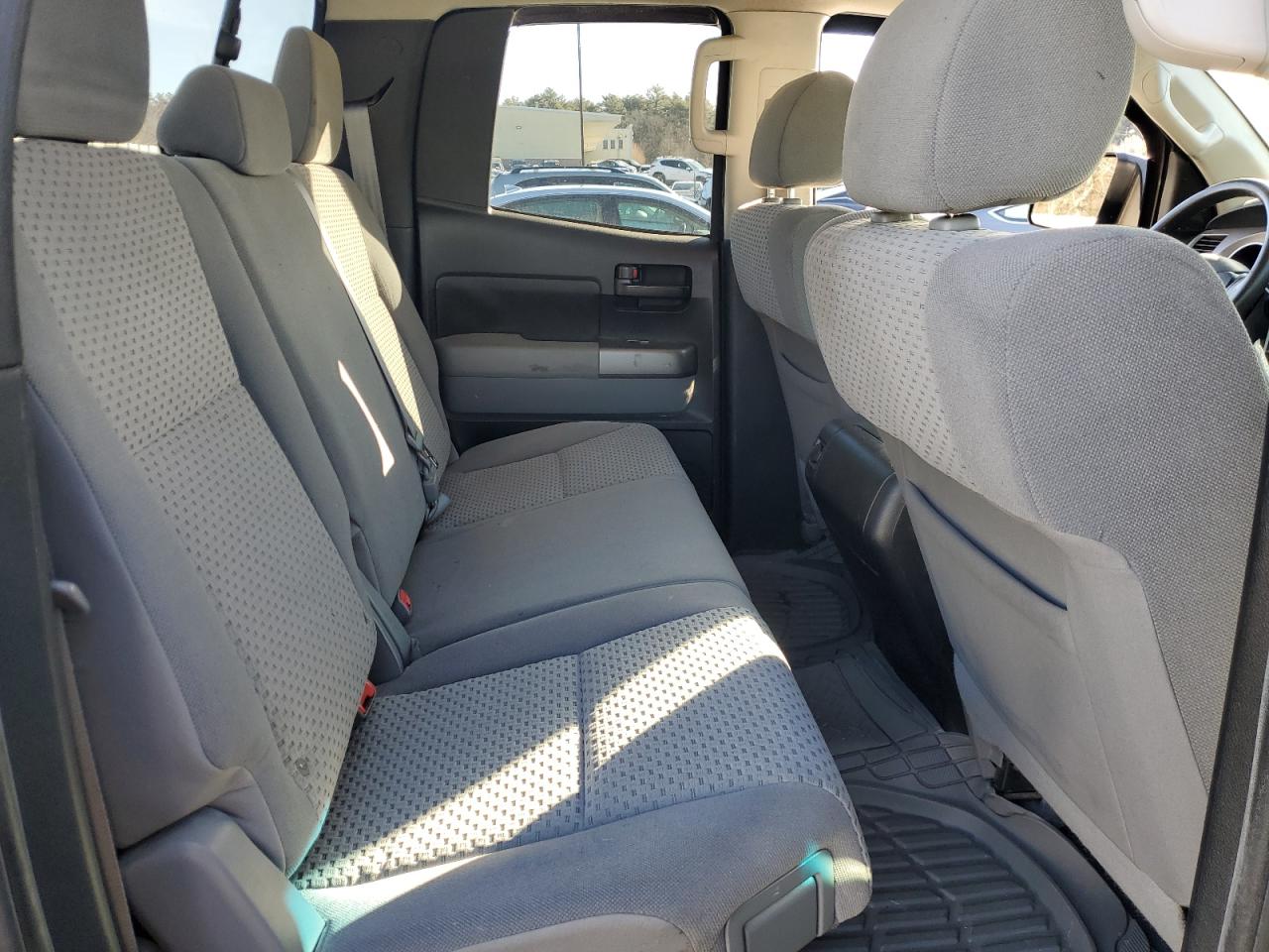 2010 Toyota Tundra - Image 10