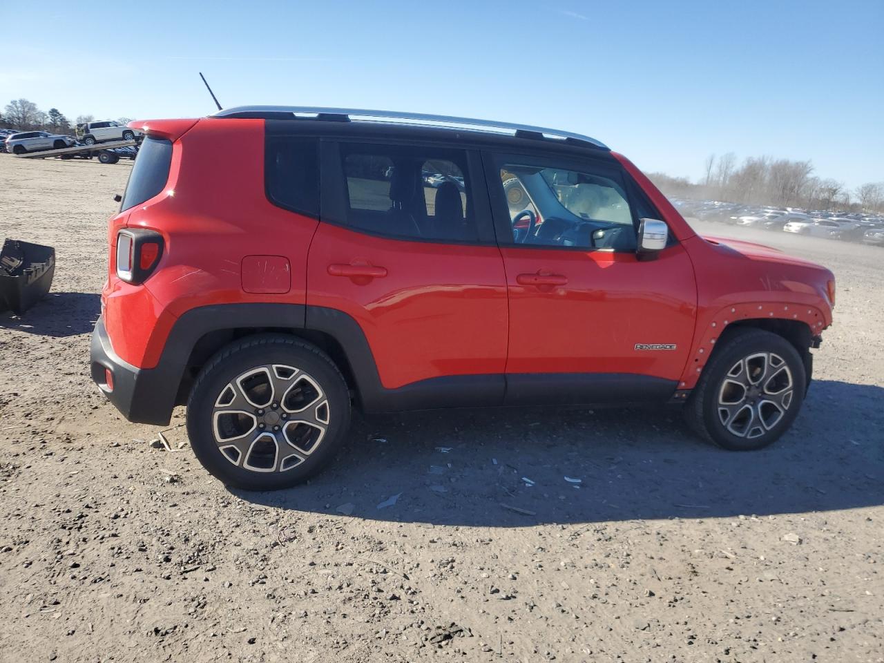 2016 Jeep Renegade - Image 3