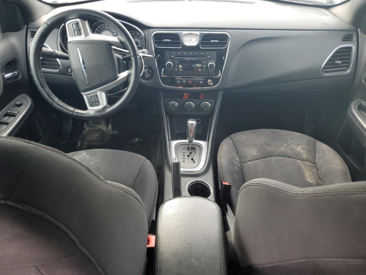 2012 Chrysler 200 - Image 8