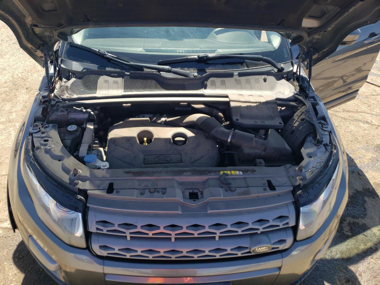 2015 Land Rover Range Rover - Image 12