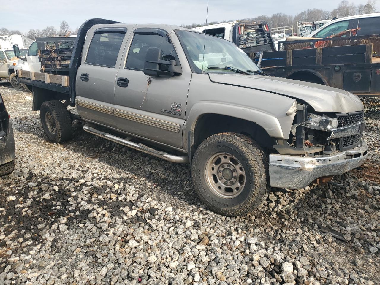 2002 Chevrolet Silverado - Image 4