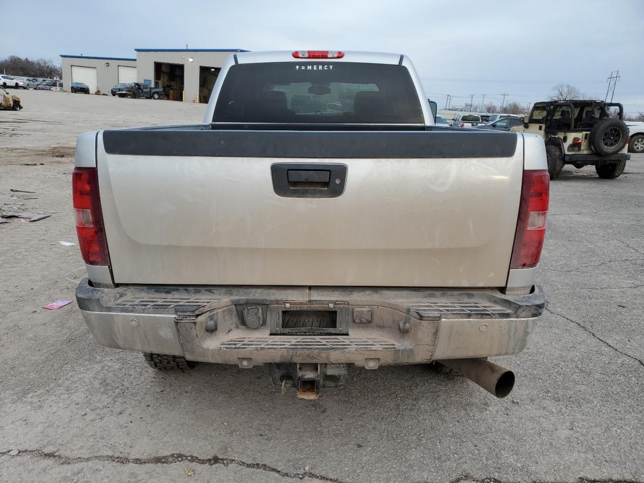 2013 Chevrolet Silverado - Image 6