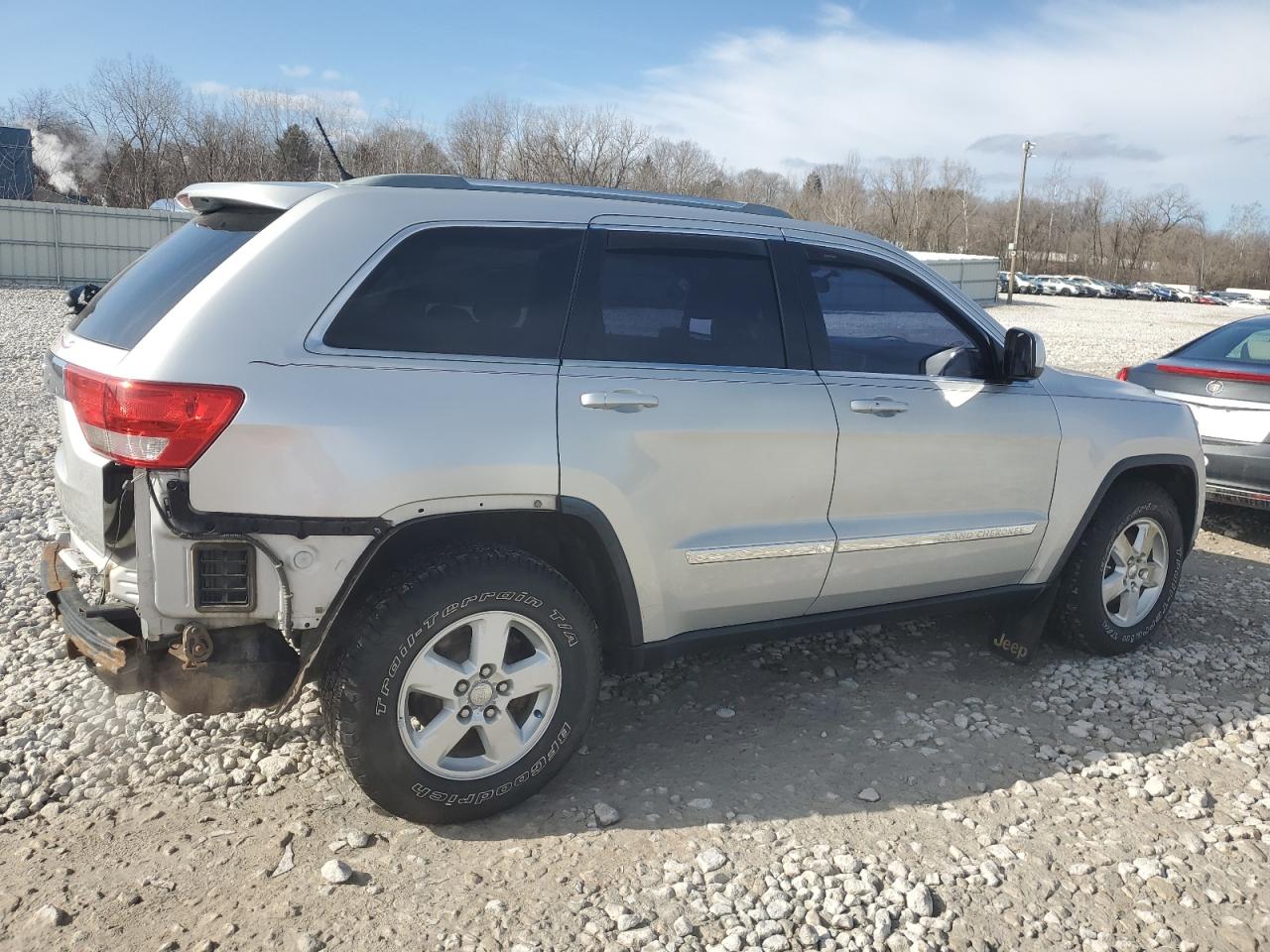 2012 Jeep Grand Cherokee - Image 3
