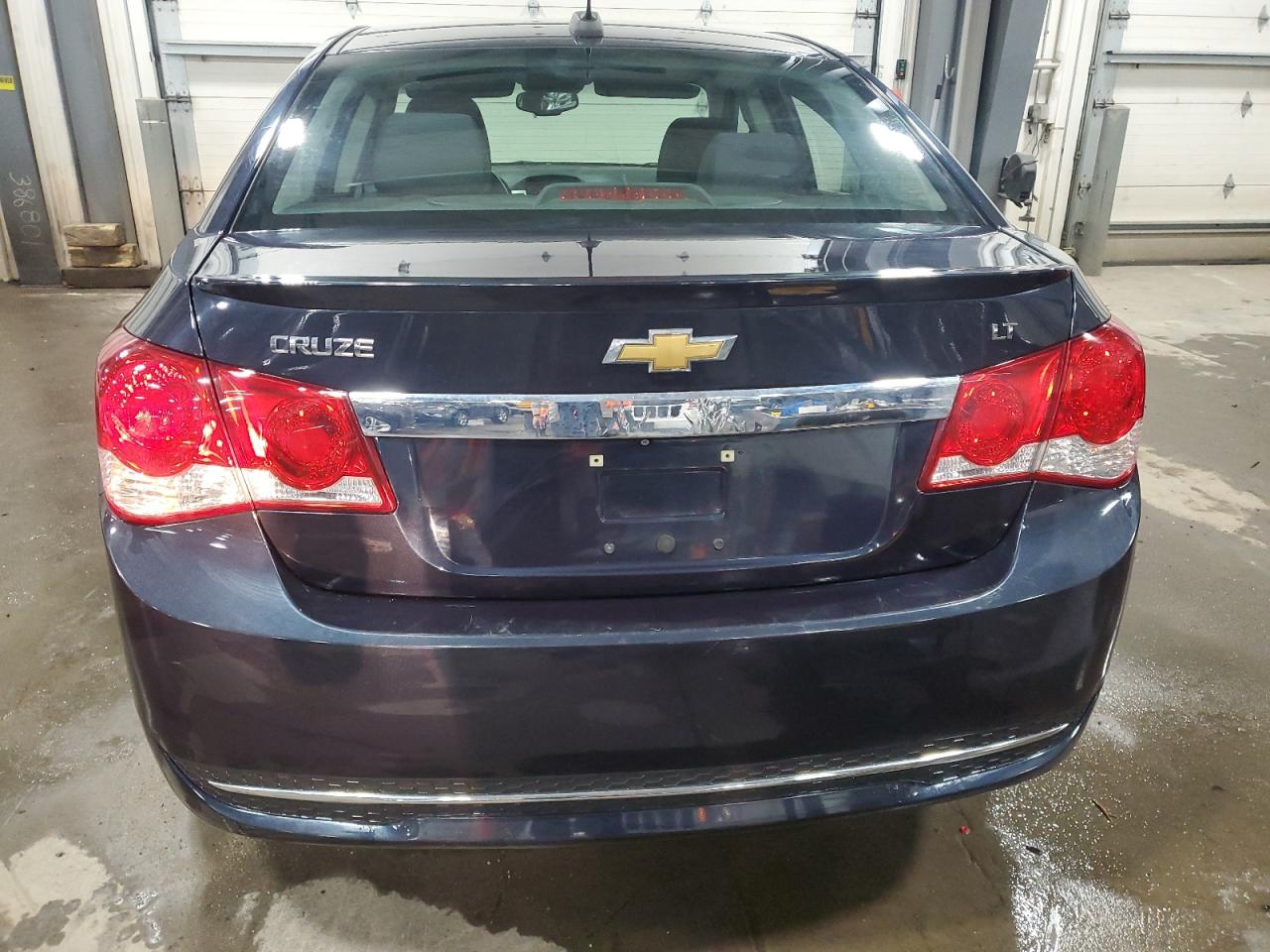 2016 Chevrolet Cruze - Image 6