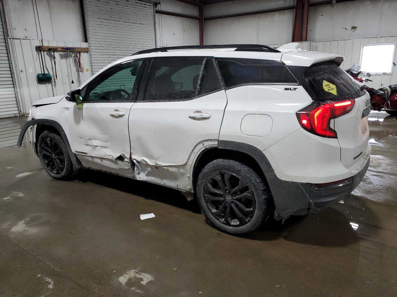 2020 GMC Terrain - Image 2