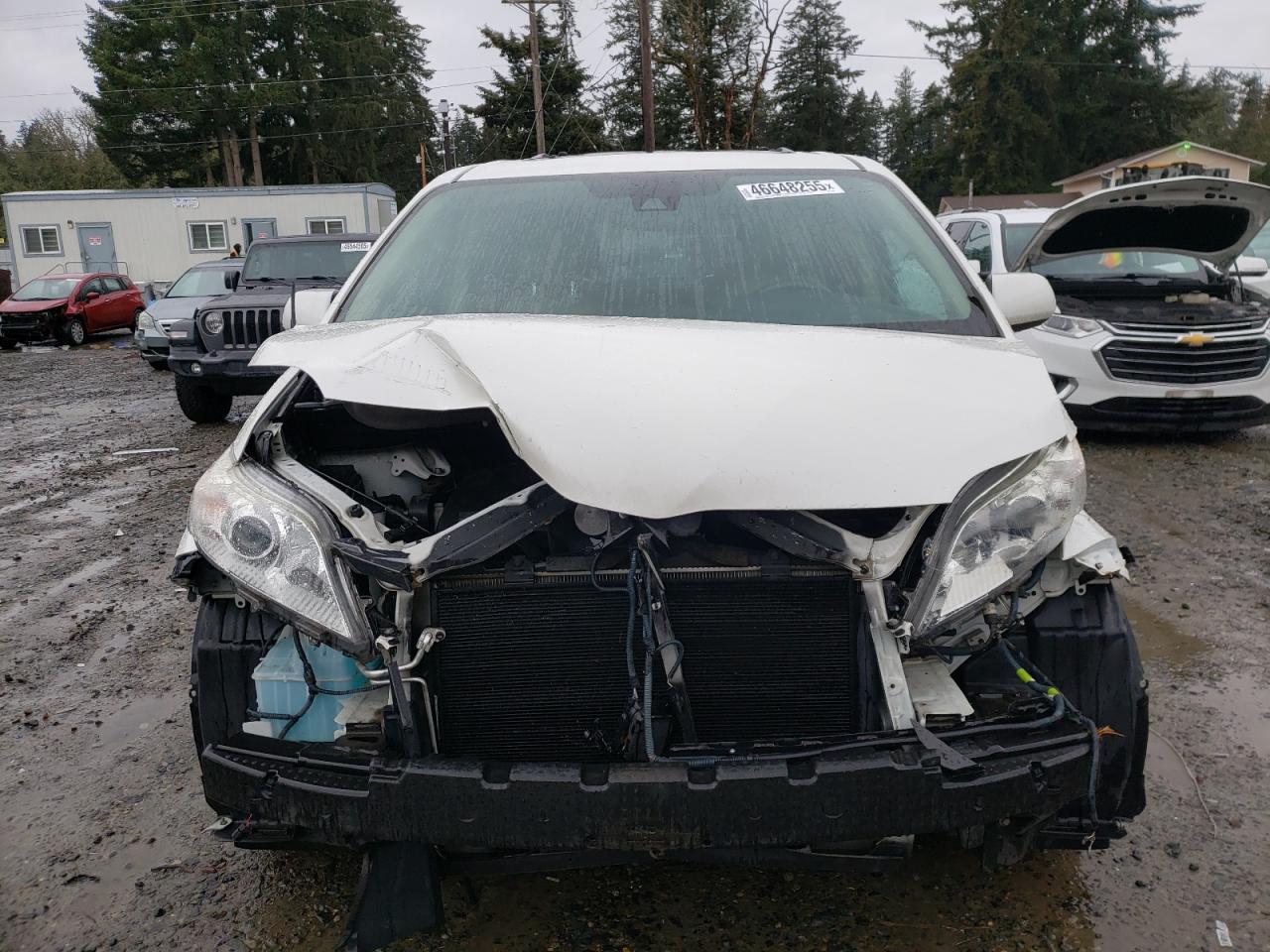 2018 Toyota Sienna - Image 5