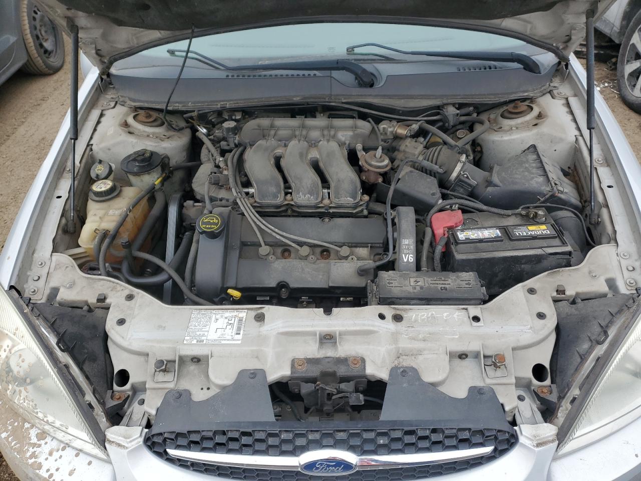 2003 Ford Taurus - Image 11