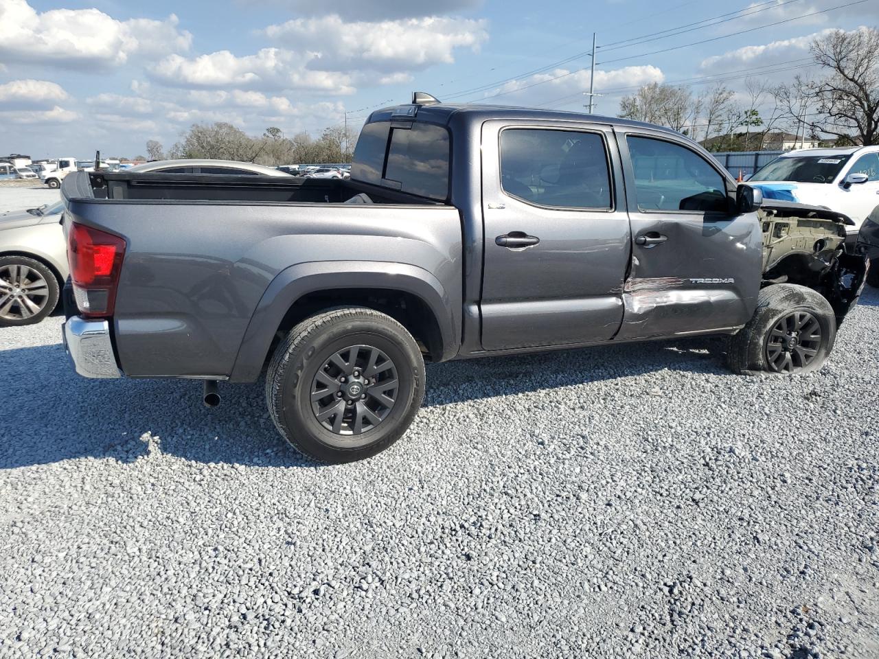 2021 Toyota Tacoma - Image 3