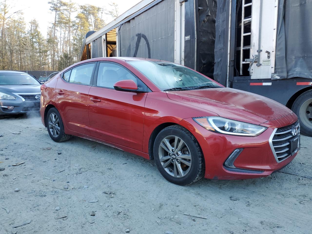 2017 Hyundai Elantra - Image 4