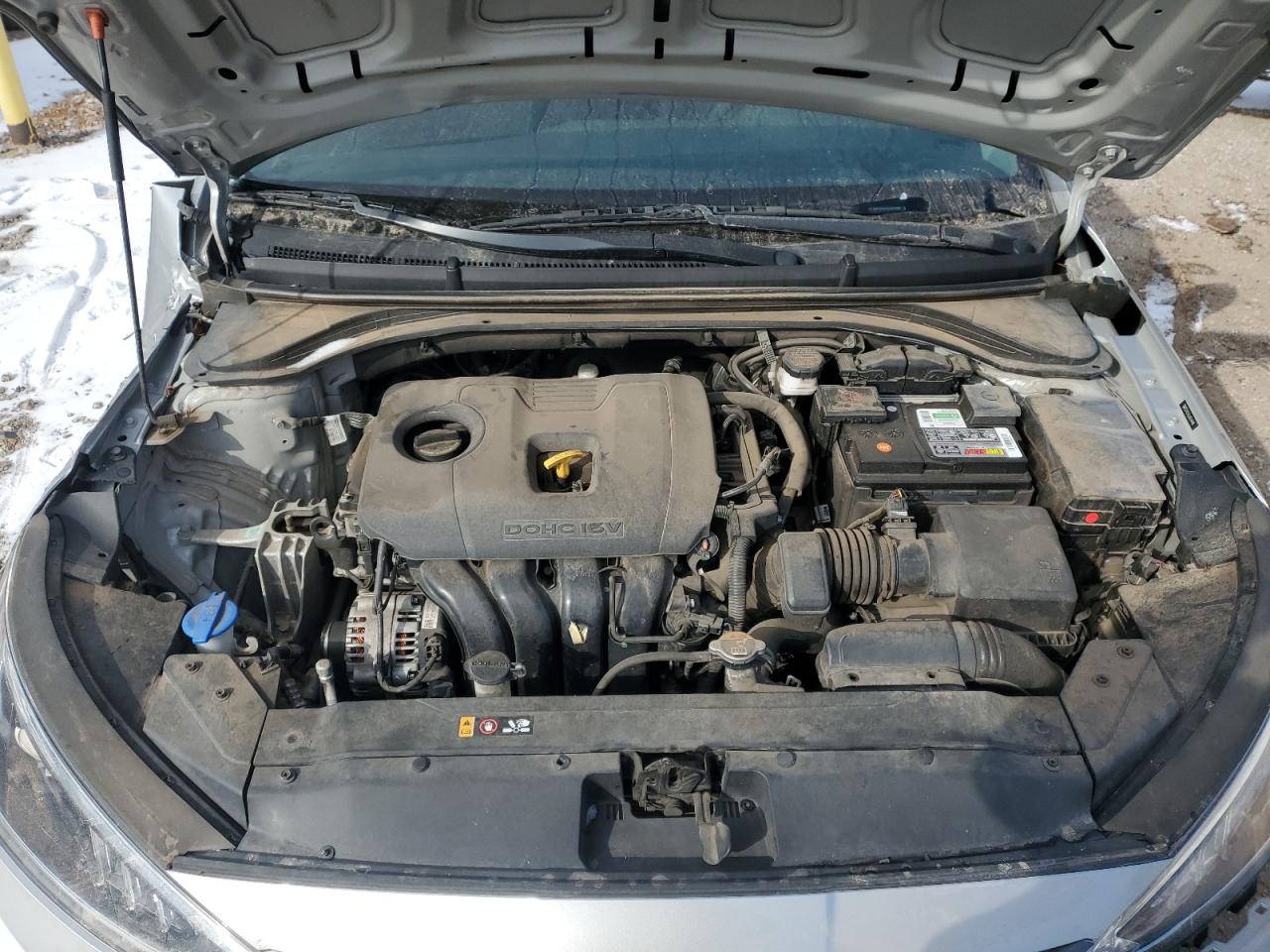 2020 Hyundai Elantra - Image 11