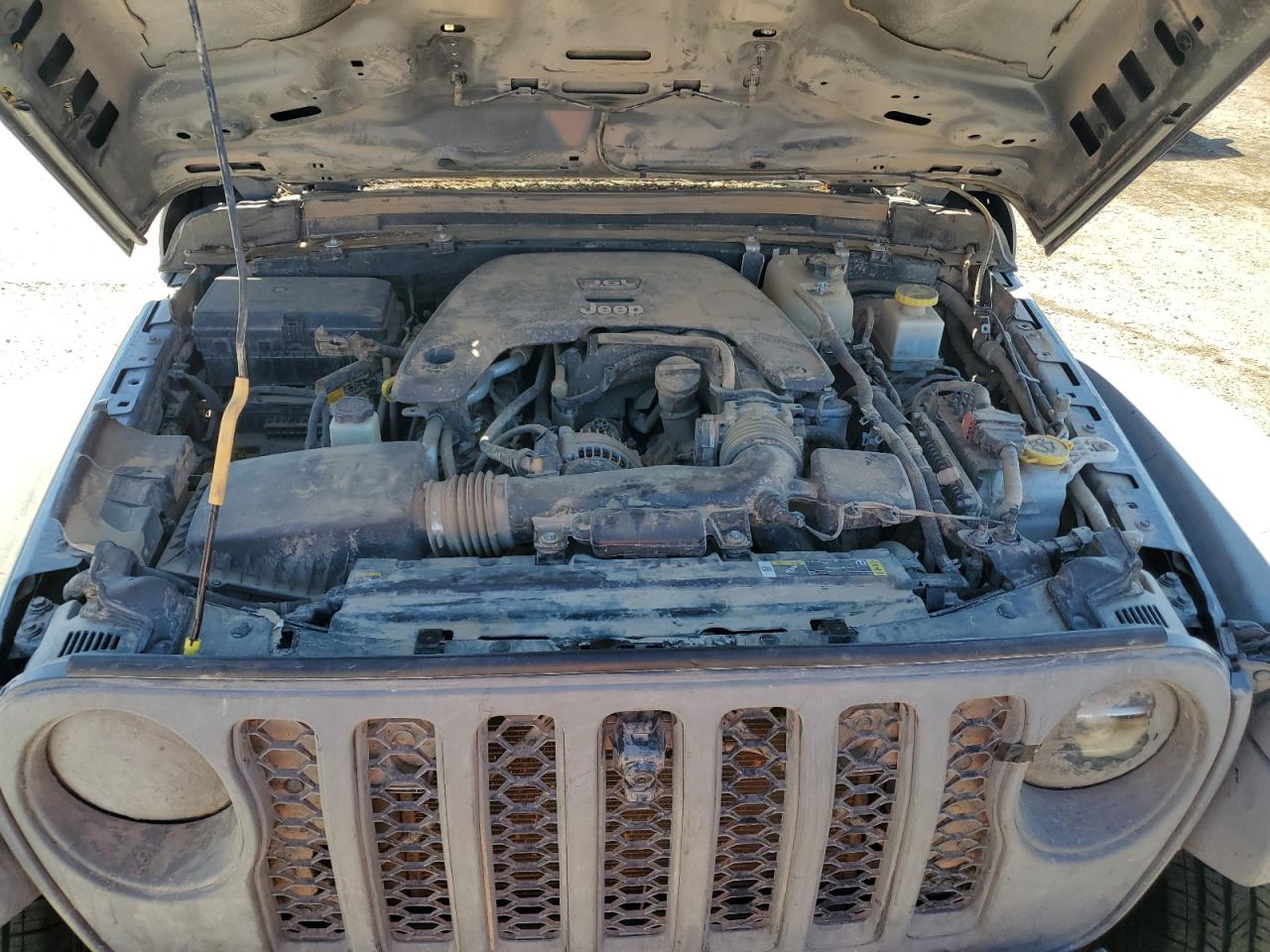 2021 Jeep Gladiator - Image 11