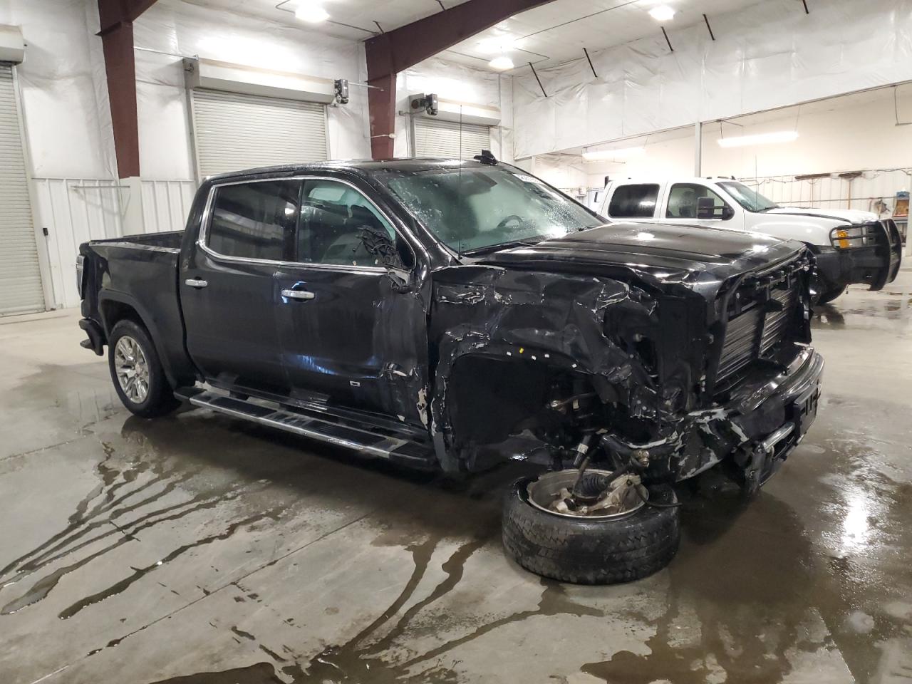 2021 GMC Sierra - Image 4