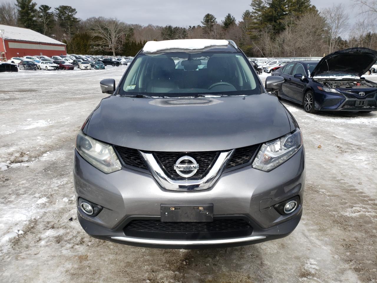 2014 Nissan Rogue - Image 5