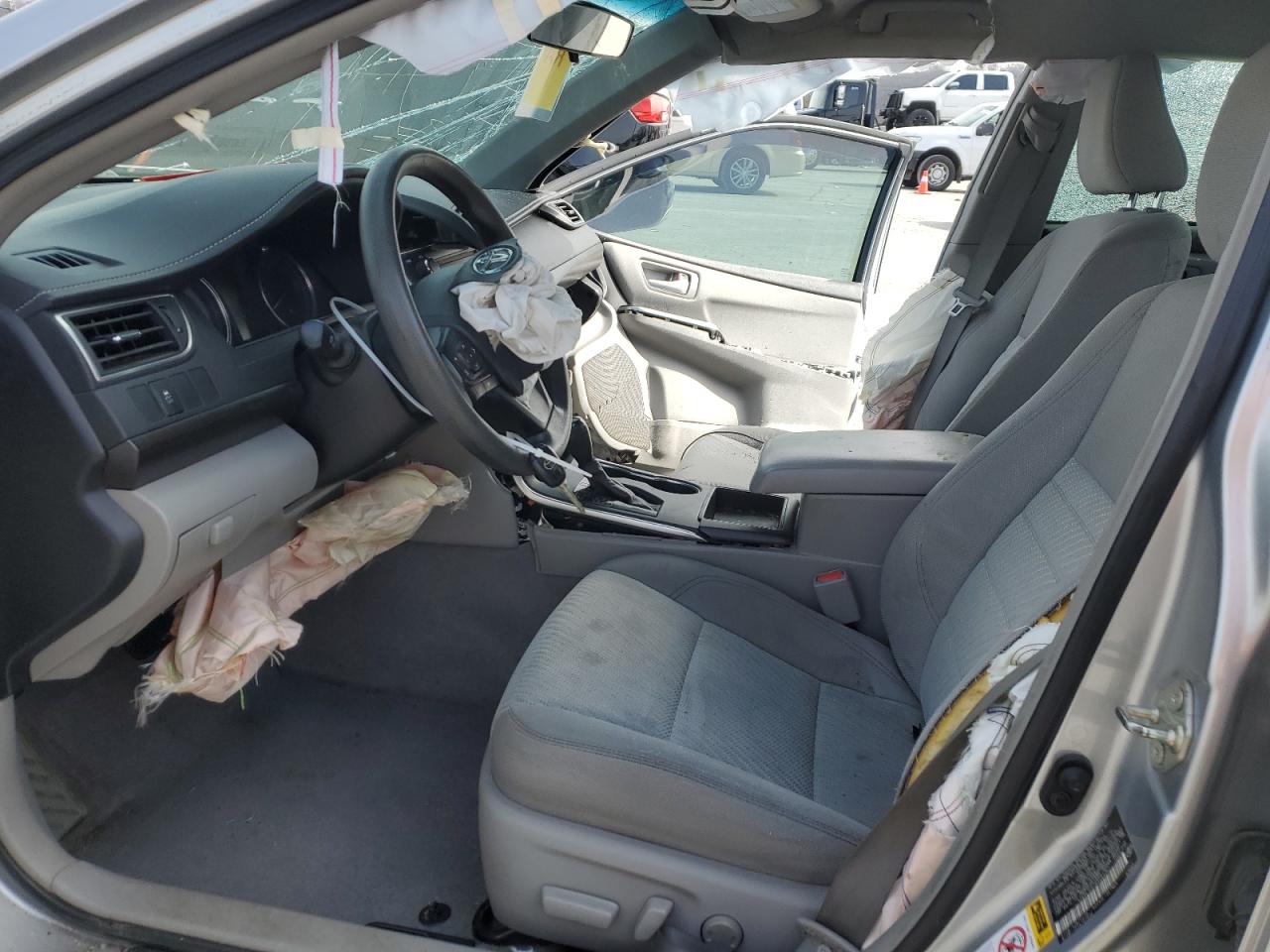 2016 Toyota Camry - Image 7