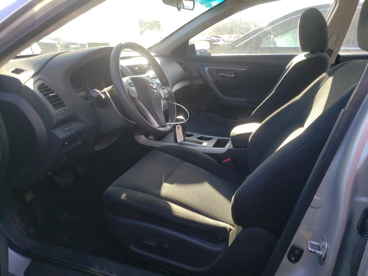 2015 Nissan Altima - Image 7