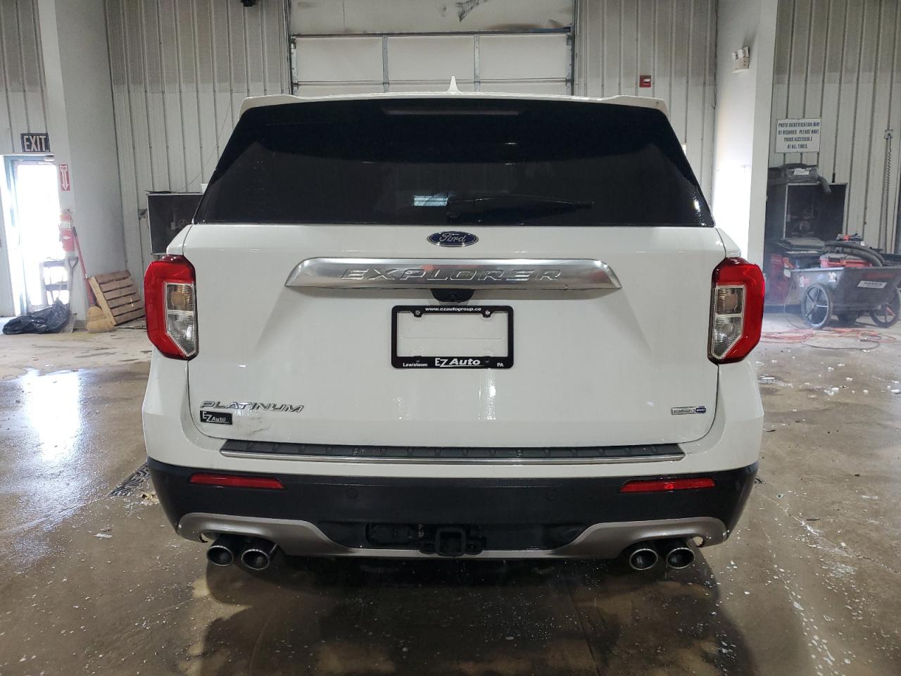 2020 Ford Explorer - Image 6