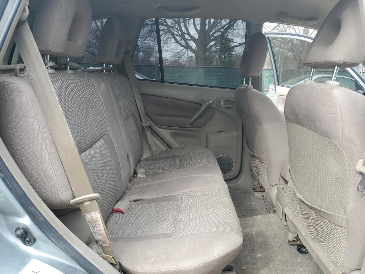 2005 Toyota RAV 4 - Image 11