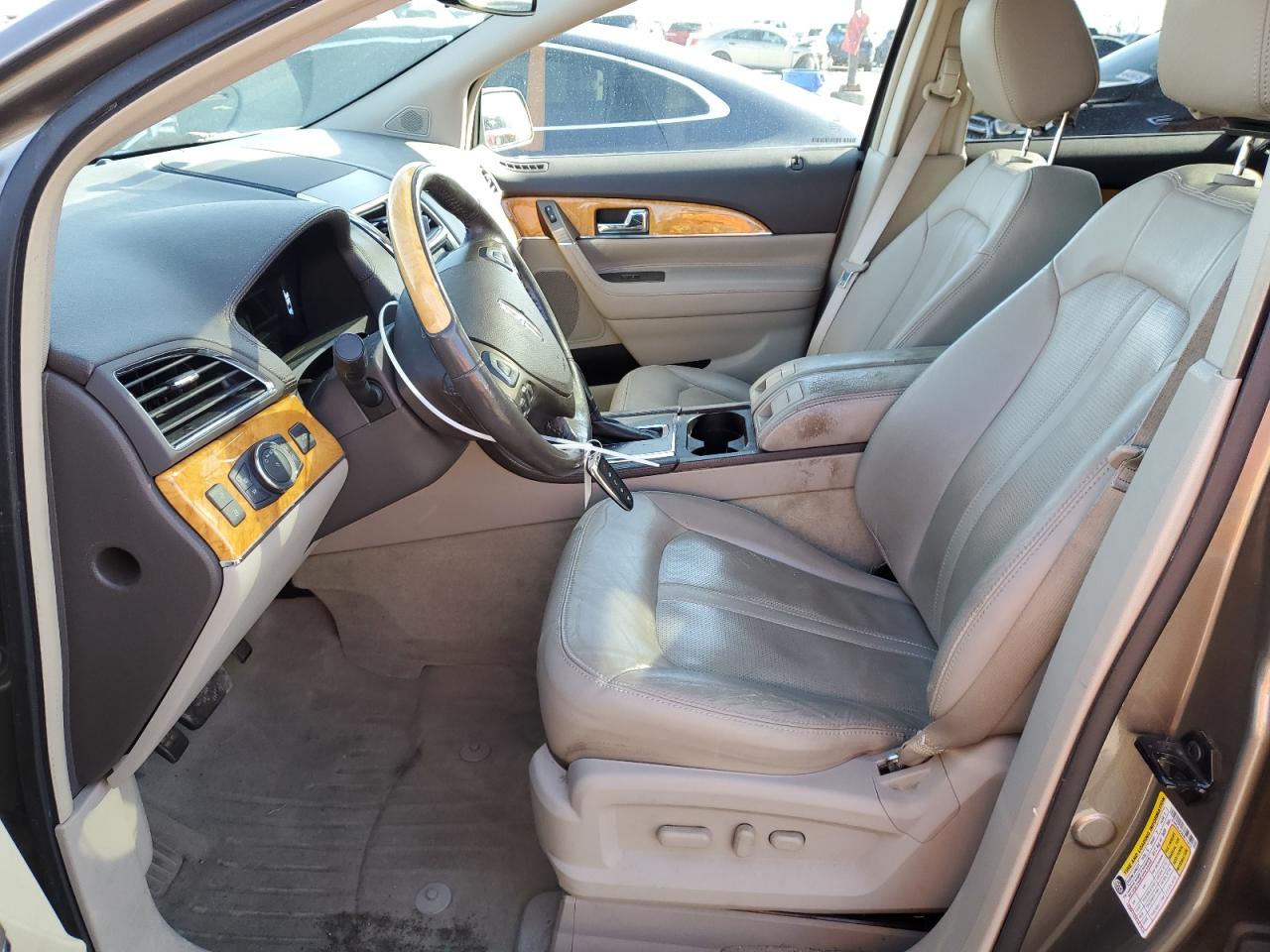 2012 Lincoln MKX - Image 7