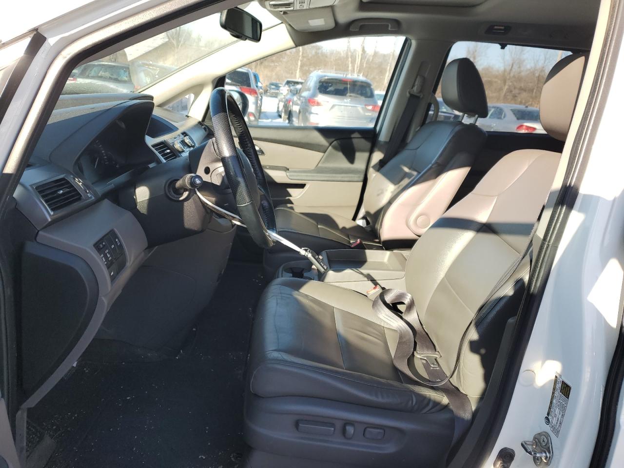 2015 Honda Odyssey - Image 7
