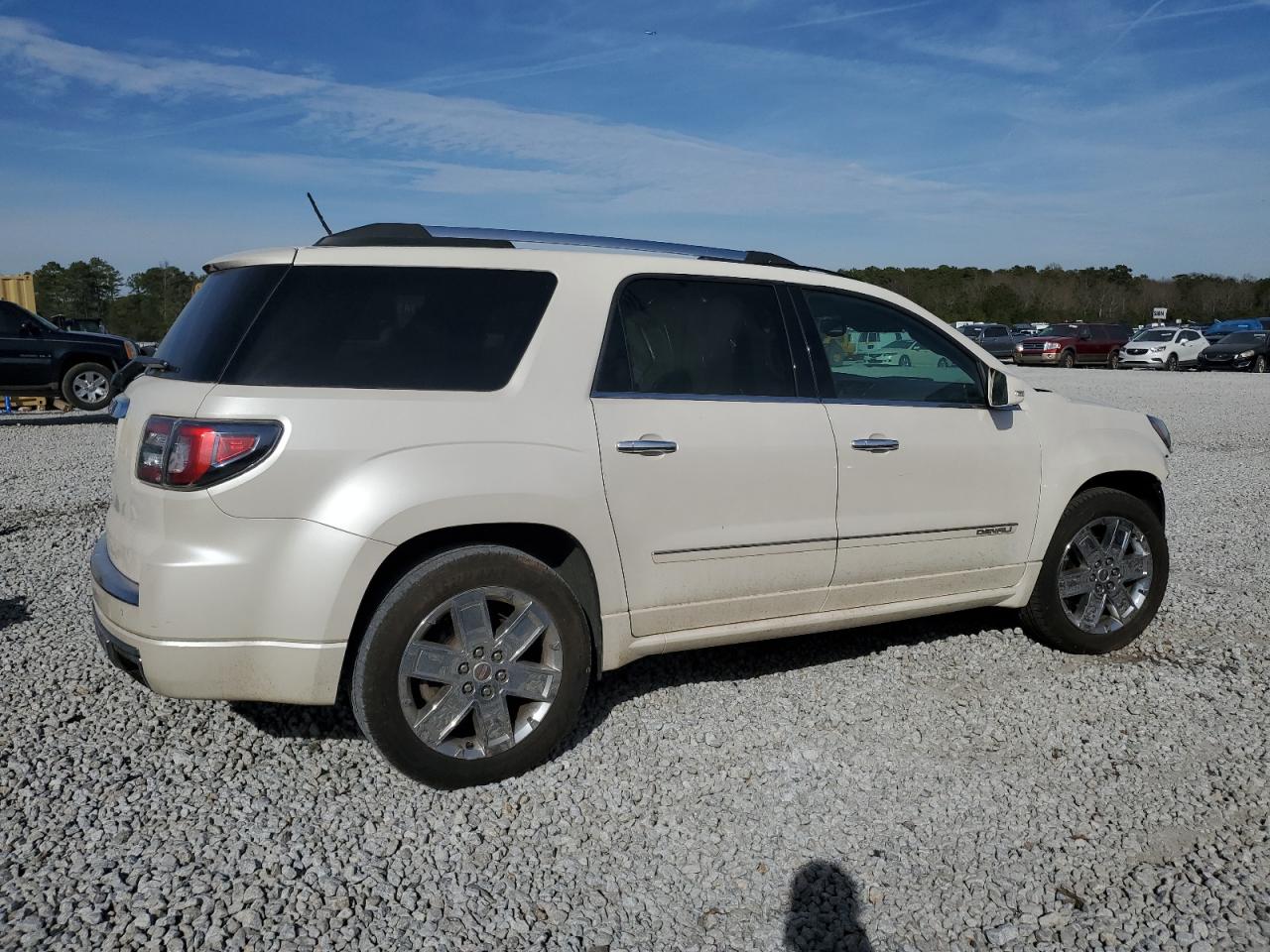 2014 GMC Acadia - Image 3