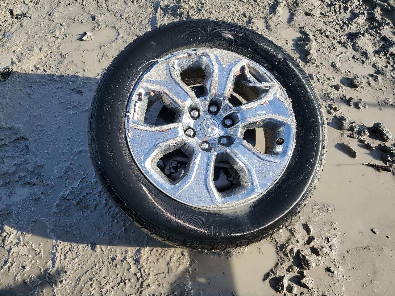 2021 RAM 1500 - Image 12