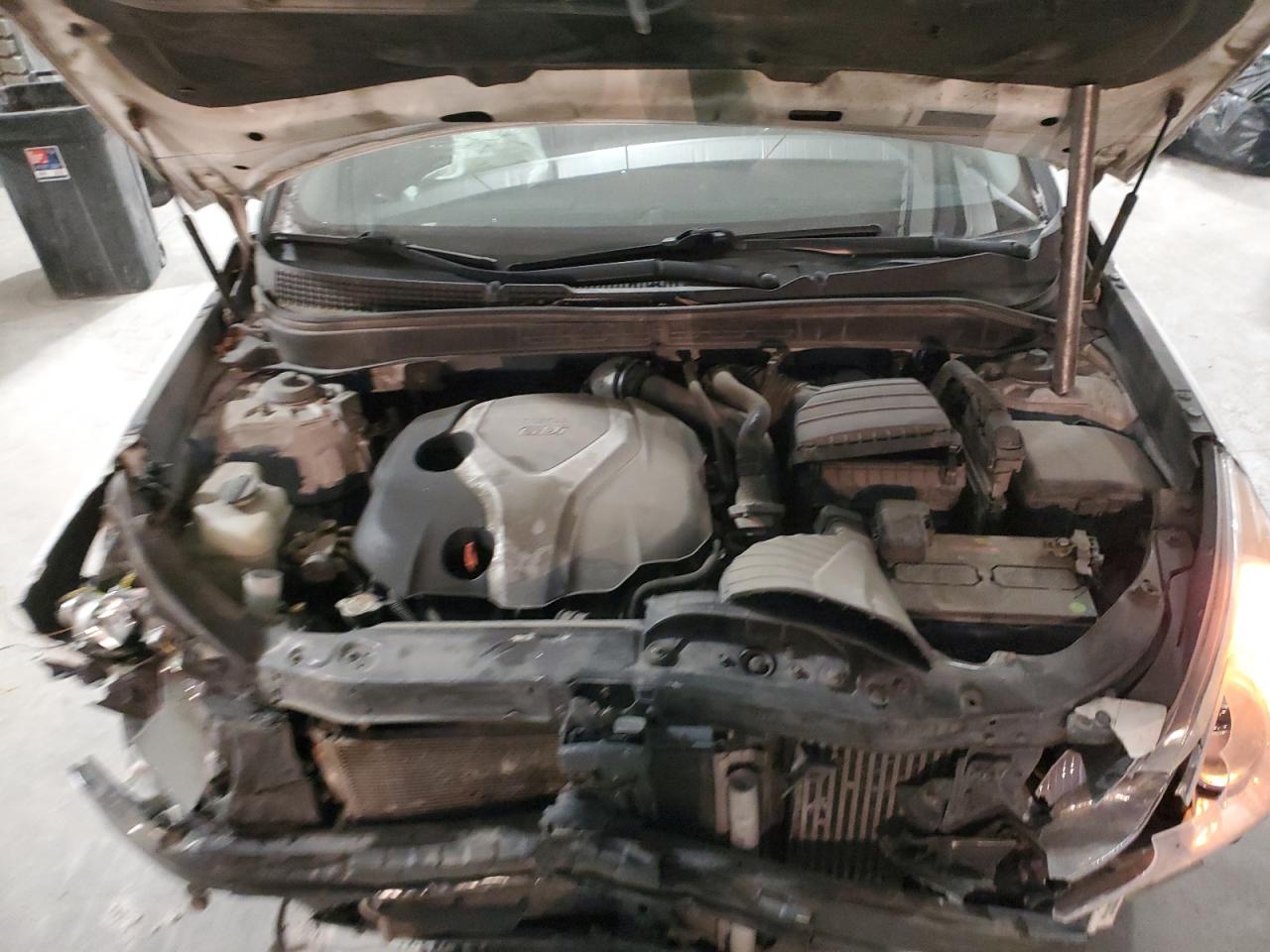 2013 Hyundai Sonata - Image 11