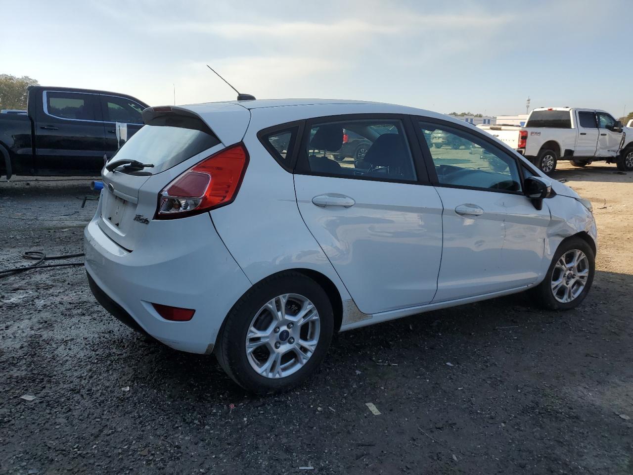 2015 Ford Fiesta - Image 3