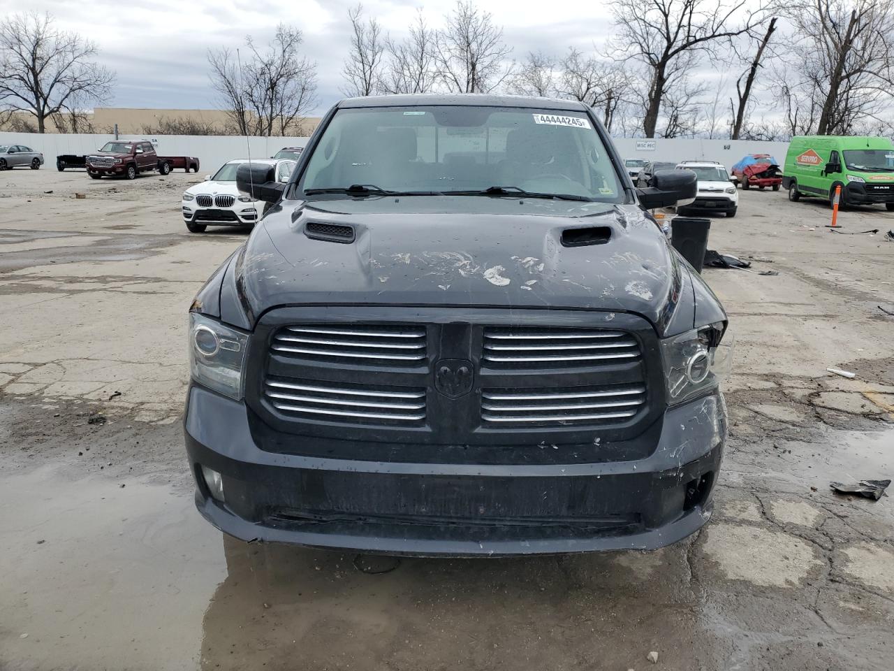 2016 RAM 1500 - Image 5