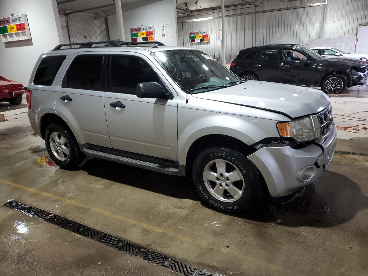 2010 Ford Escape - Image 4