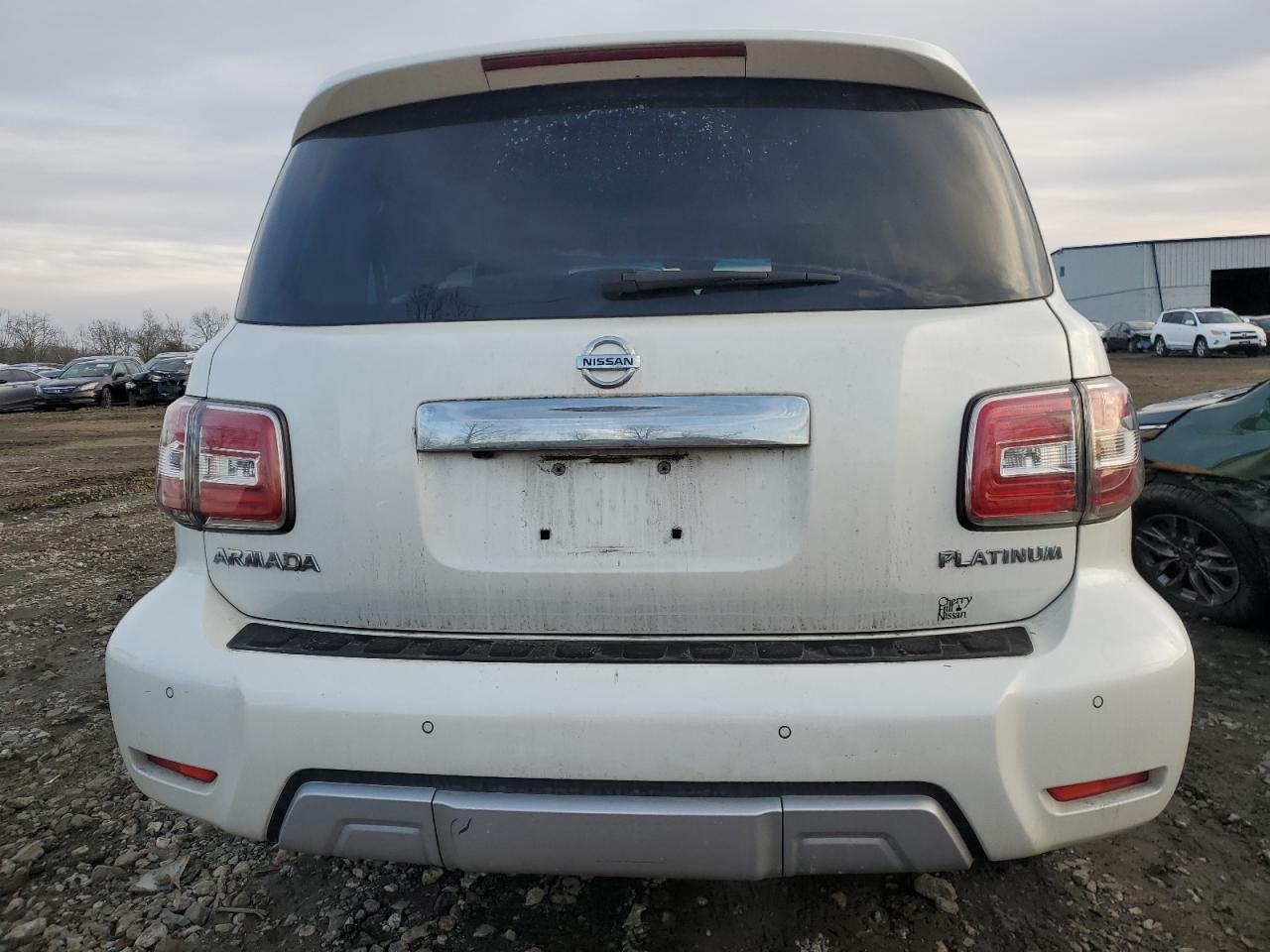 2017 Nissan Armada - Image 6