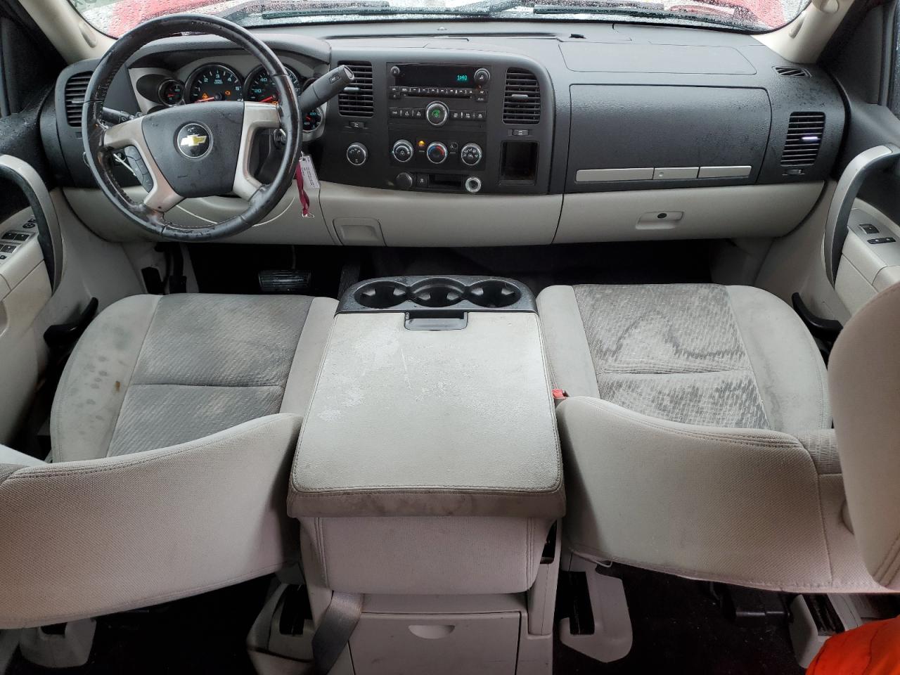 2011 Chevrolet Silverado - Image 8