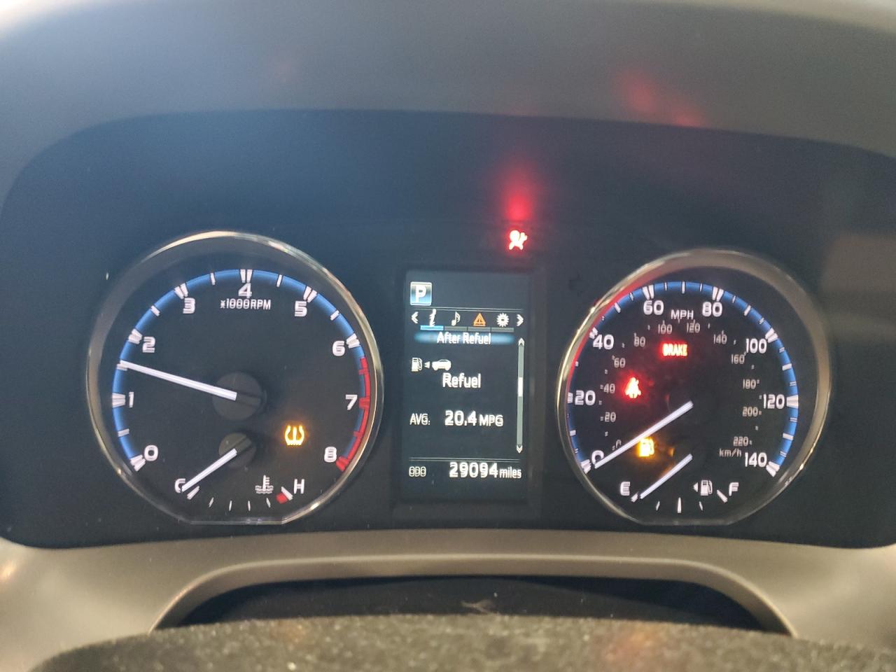 2016 Toyota RAV 4 - Image 9