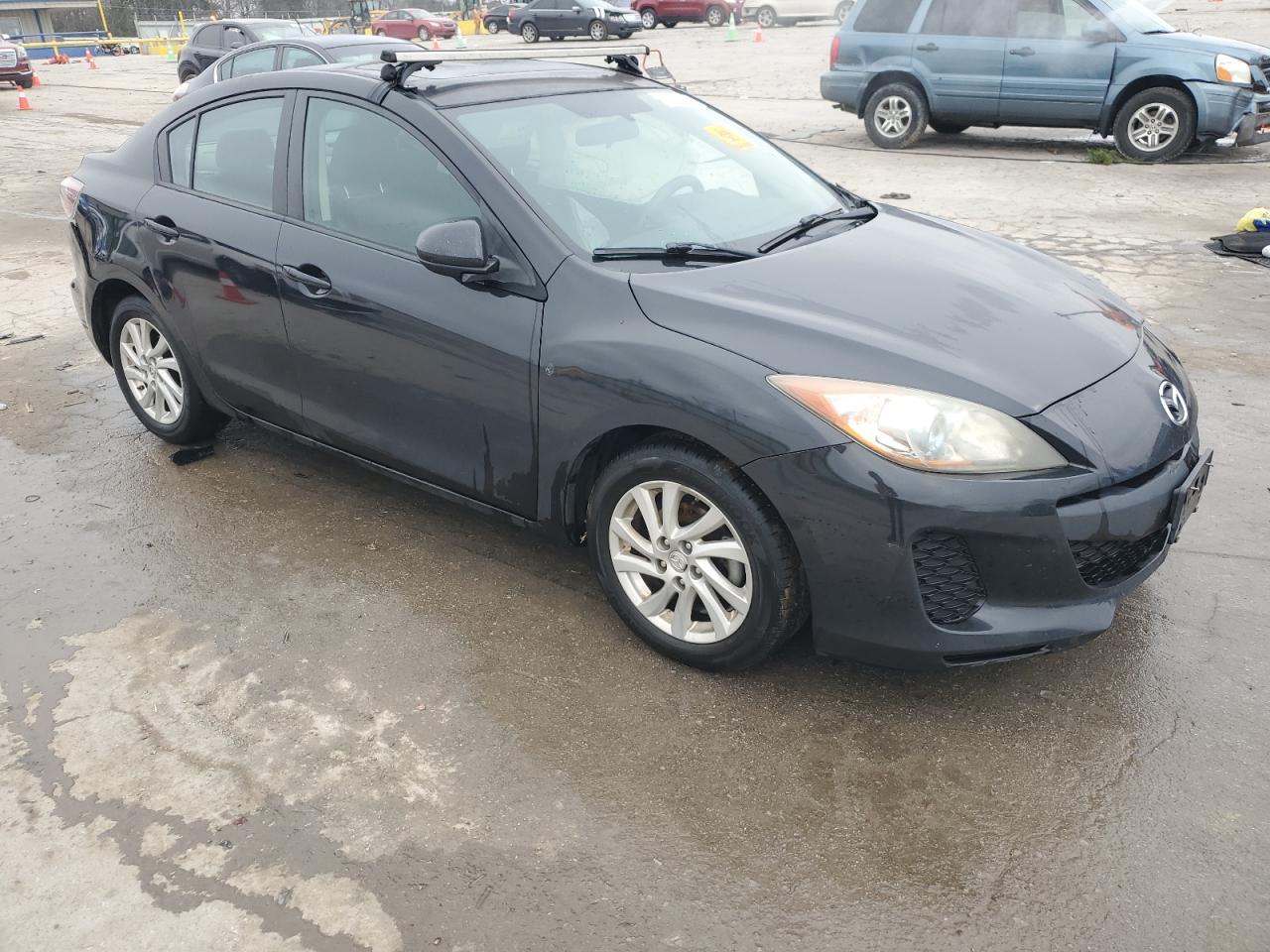 2012 Mazda 3 - Image 4