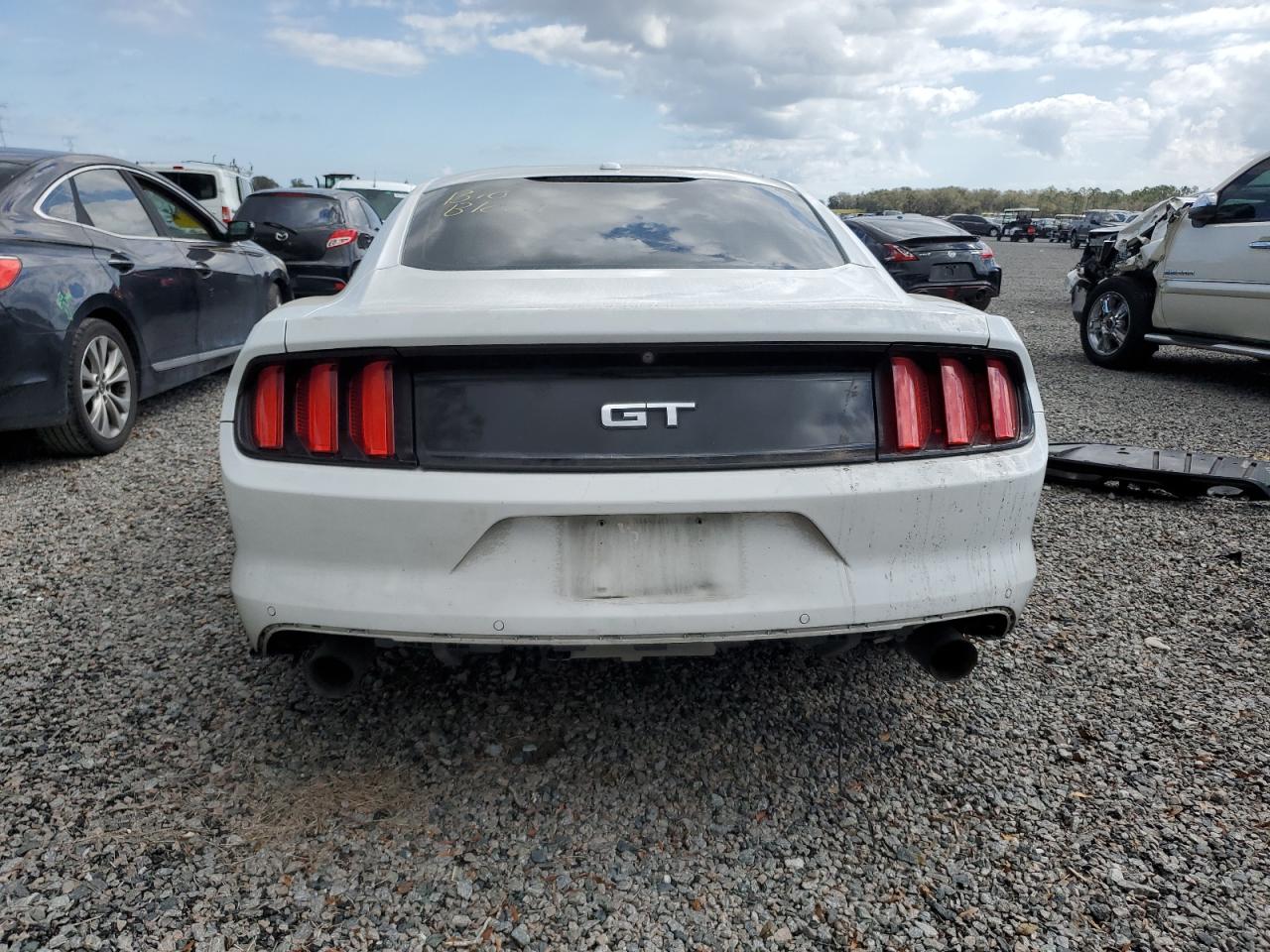 2015 Ford Mustang - Image 6