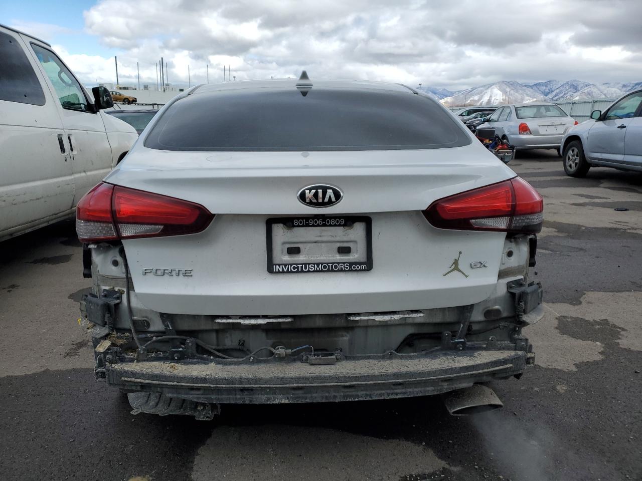 2018 Kia Forte - Image 6