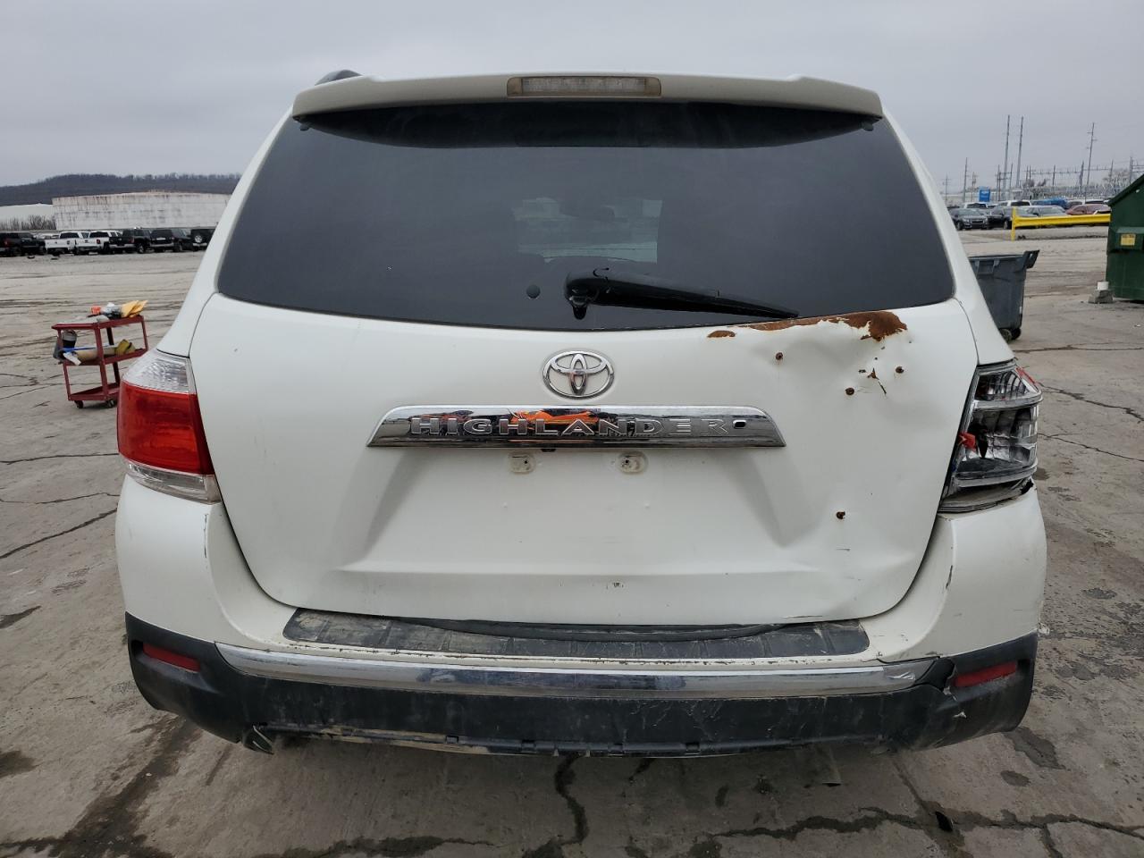 2011 Toyota Highlander - Image 6