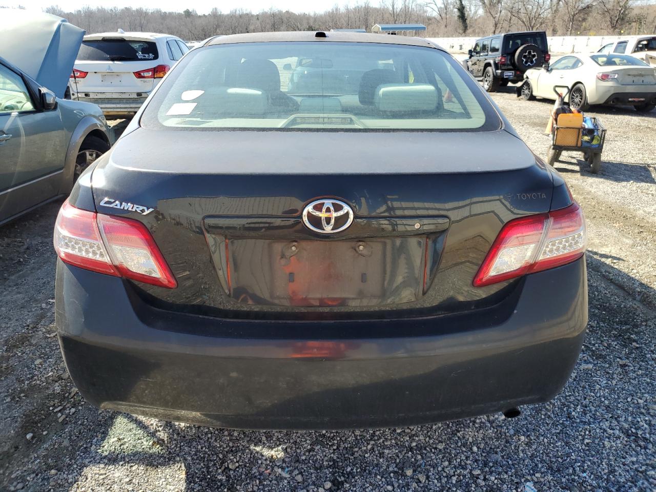 2011 Toyota Camry - Image 6