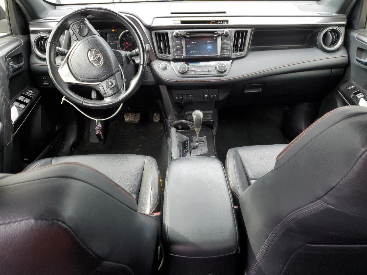 2018 Toyota RAV 4 - Image 8