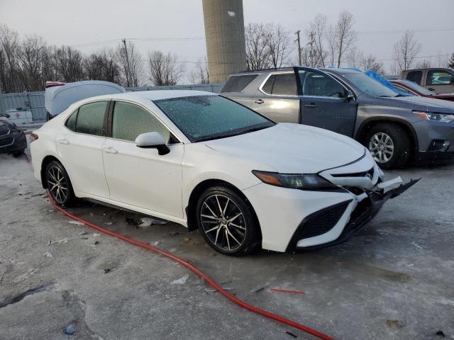  TOYOTA CAMRY 2021 Белый