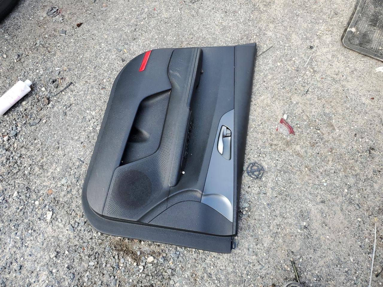 2019 Kia Forte - Image 12