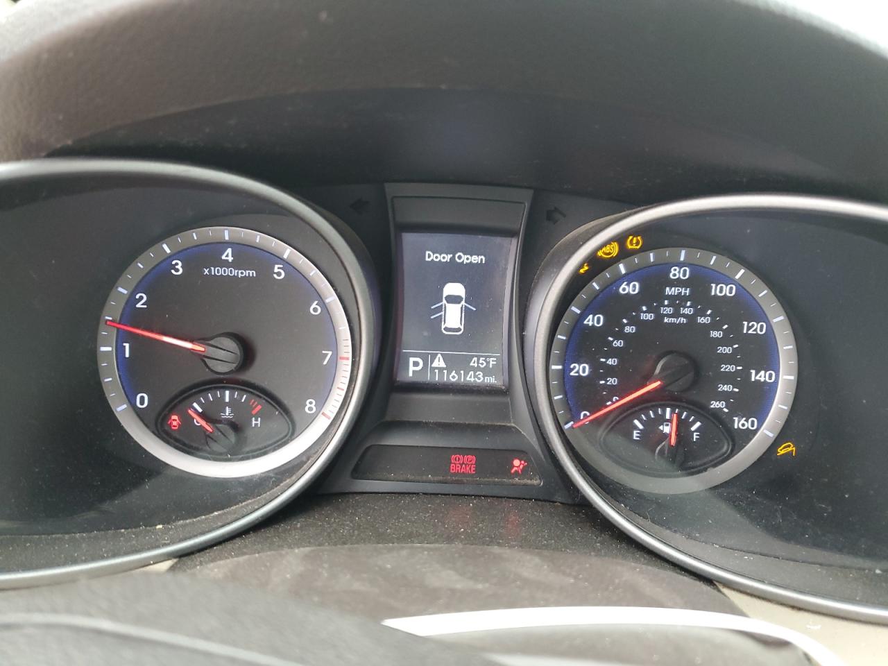 2013 Hyundai Santa Fe - Image 9