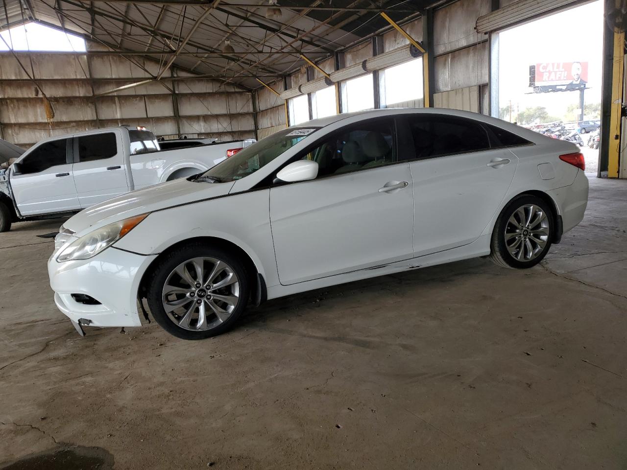 2013 Hyundai Sonata - Image 1
