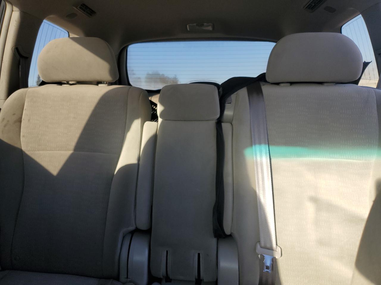 2012 Toyota Highlander - Image 10